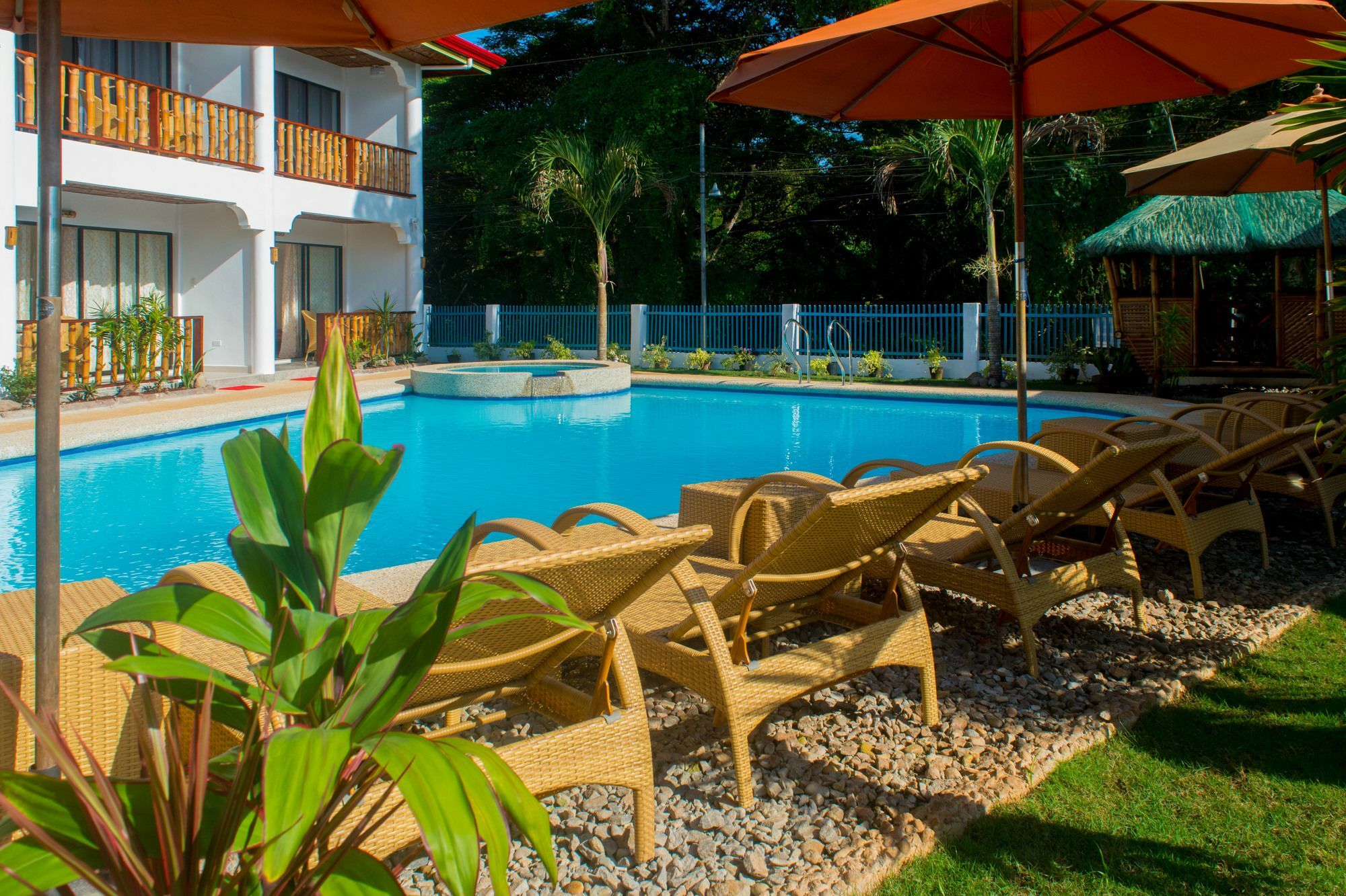 Alona Vida Beach Hill Resort Панглао Екстер'єр фото